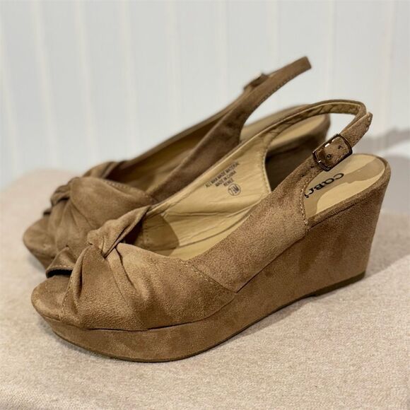 Cabrizi Renee Wedge Sandals 7.5M Taupe Brown Faux Suede Peep Toe Slingback Shoes - Picture 1 of 9